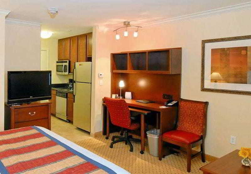 Towneplace Suites Houston North/Shenandoah Exterior photo